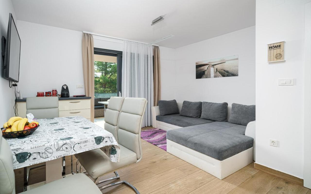 Olive Balcony Vodice-Srima Apartamento Exterior foto