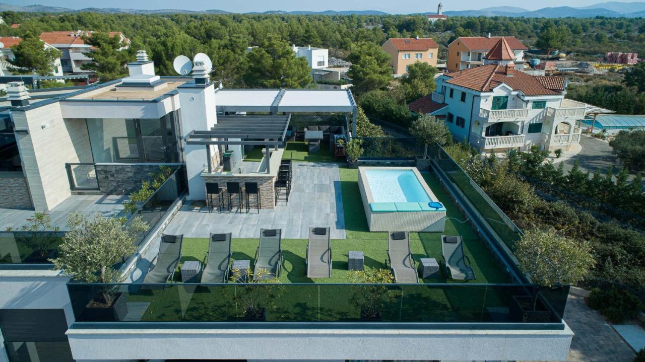 Olive Balcony Vodice-Srima Apartamento Exterior foto