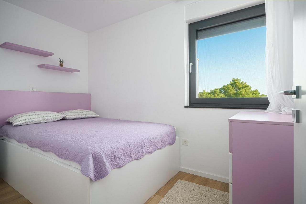 Olive Balcony Vodice-Srima Apartamento Exterior foto