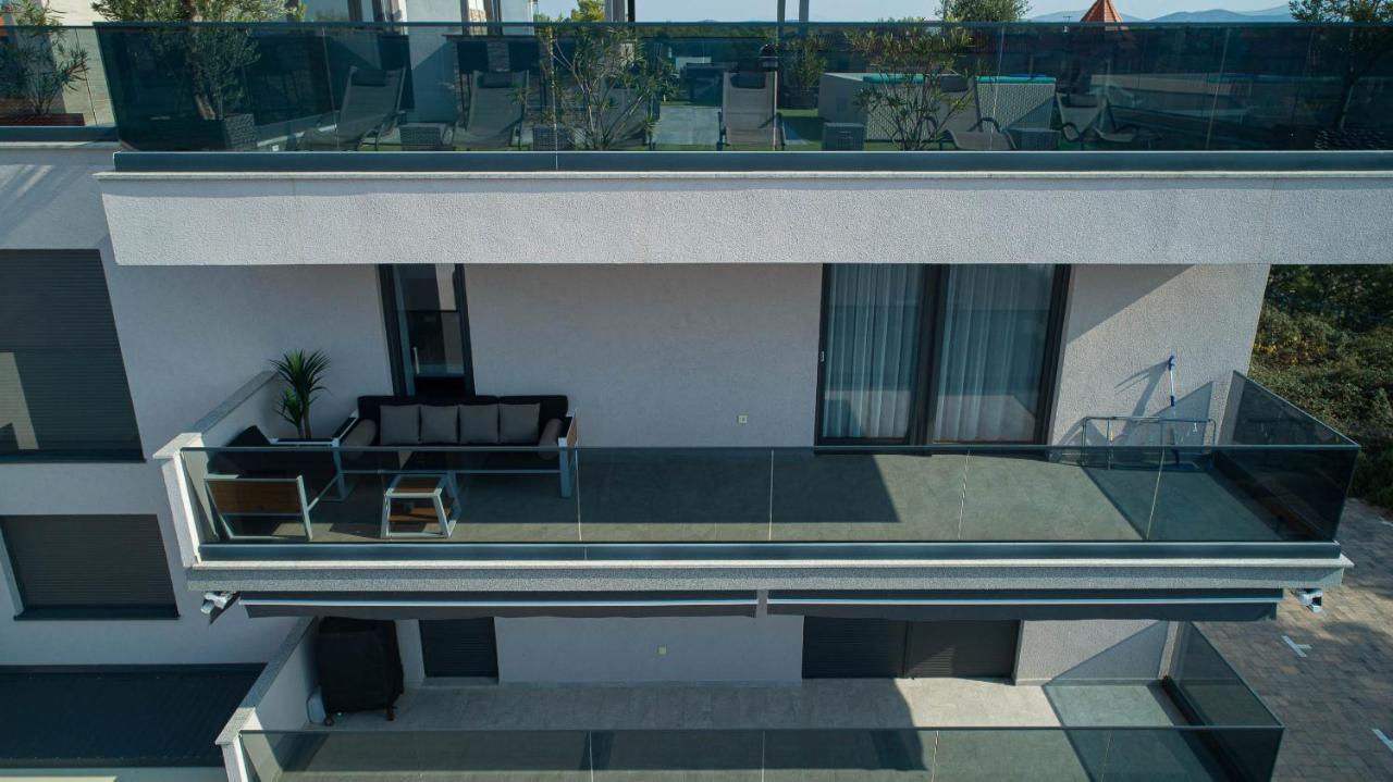 Olive Balcony Vodice-Srima Apartamento Exterior foto